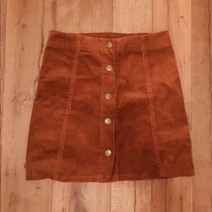 Corduroy skirt, runs small, never worn.